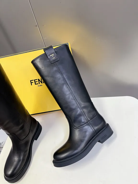 Fendi Shoe 